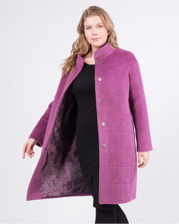 Модное пальто из альпака сури