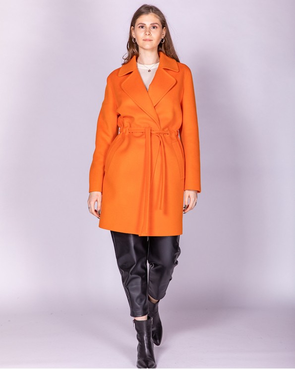 Пальто оранжевое из шерсти 