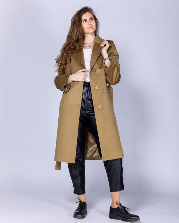 Элегантное женское пальто из высококачественной шерсти