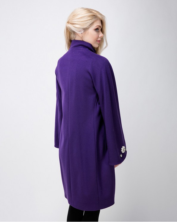 Красивое пальто кокон фиолетового цвета