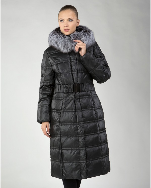 Длинное пуховое пальто с чернобуркой