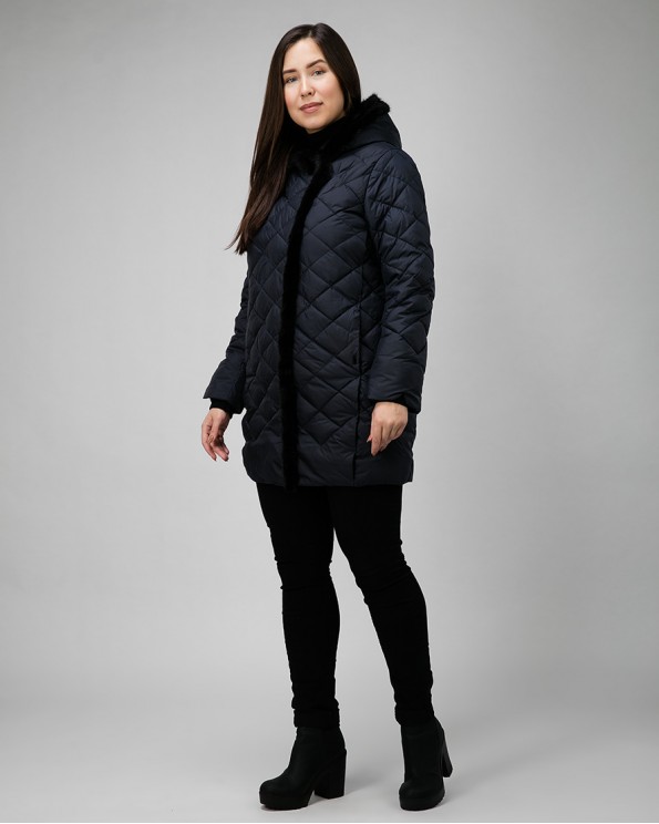 Женская зимняя куртка больших размеров